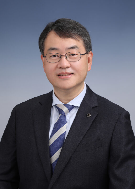 研究科長、劉庭秀